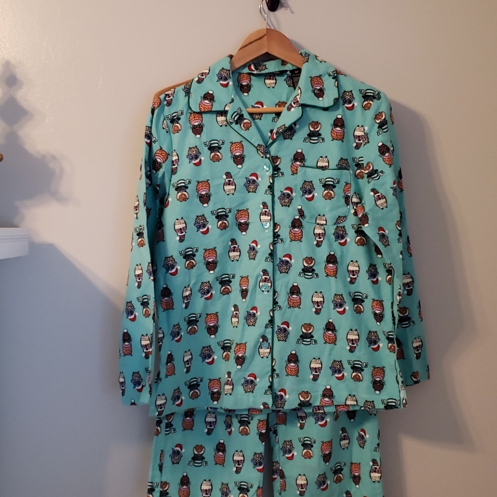 Won’t last!! Noire Jasmine Rose Owl Pajama Set